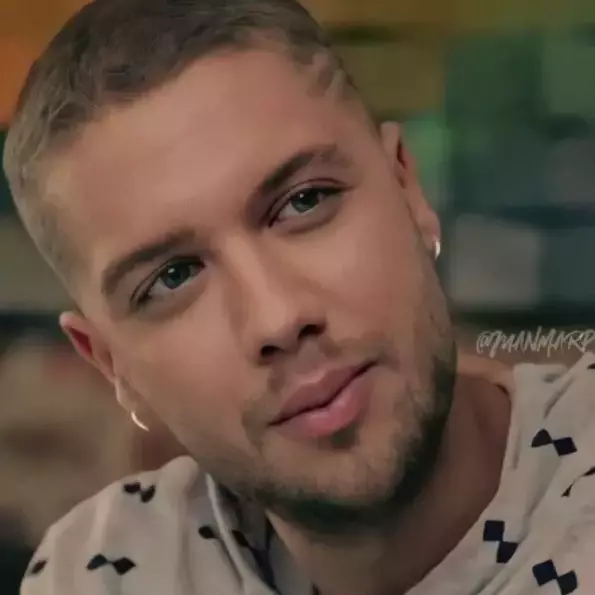 Thumbnail of Я иду с рыбой (Эрик)