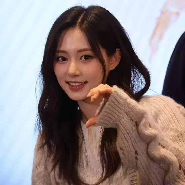 Thumbnail of Tzuyu