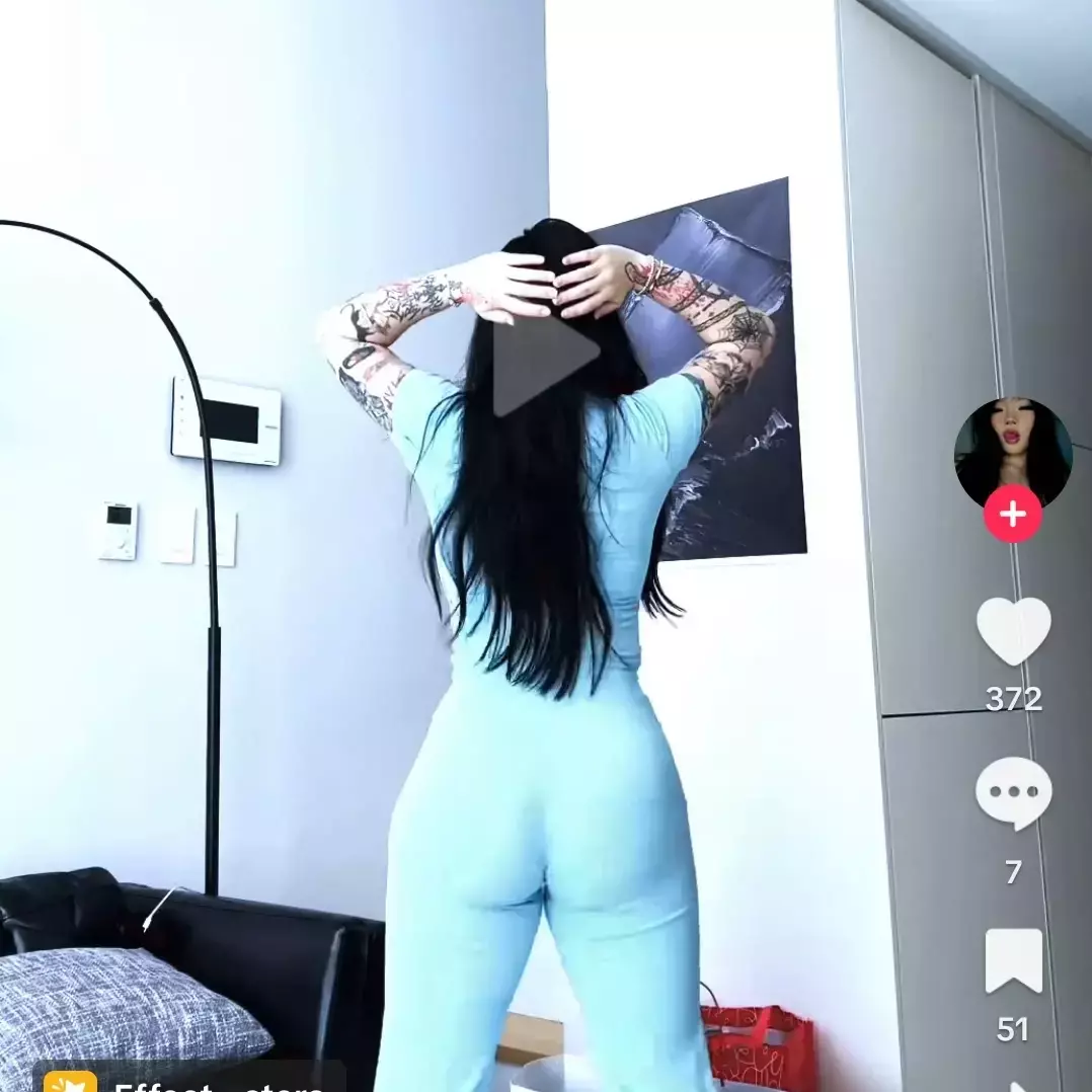 Thumbnail of Прекрасный