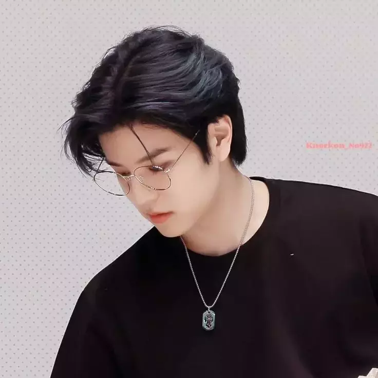Thumbnail of kim seungmin