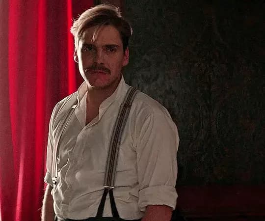 Thumbnail of Lutz Heck Nazi Daniel Brühl 