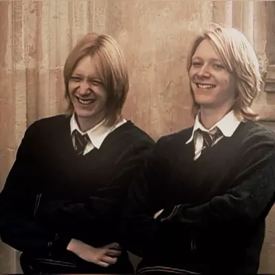 Thumbnail of Фред и Джордж Уизли