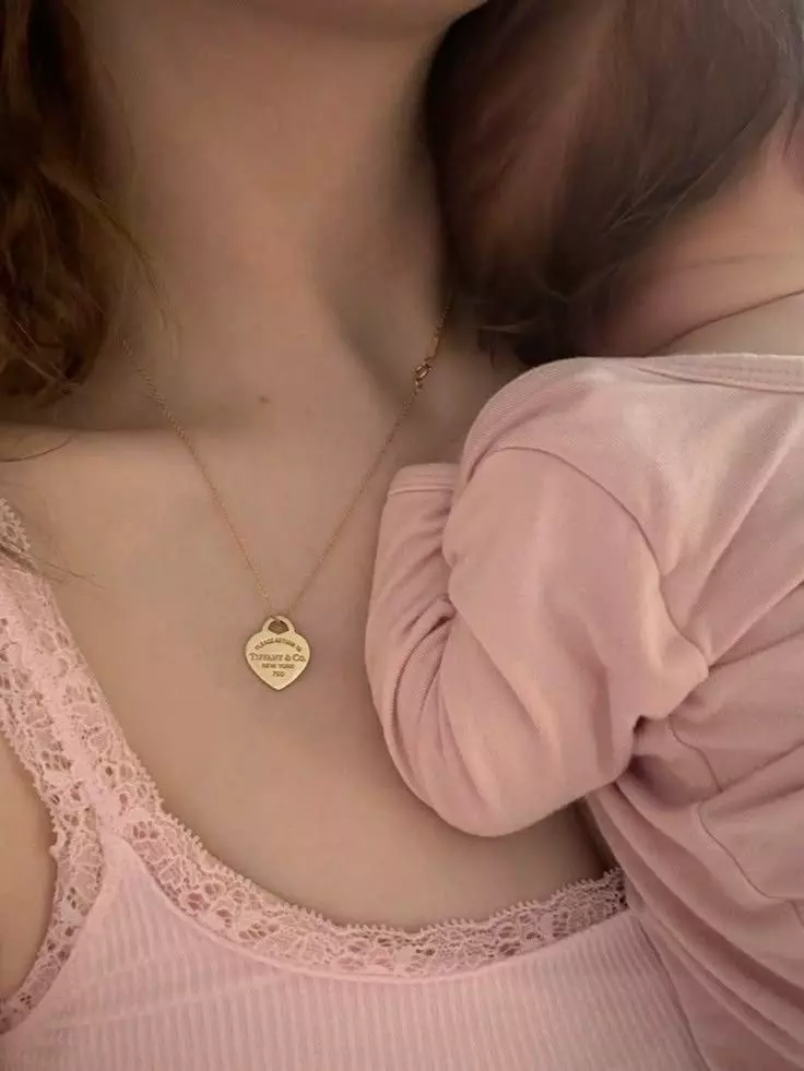 Thumbnail of Эми