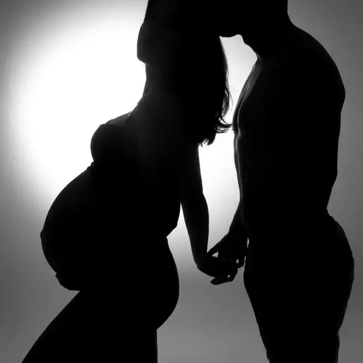 Thumbnail of Pregnant wife||••||Olivia