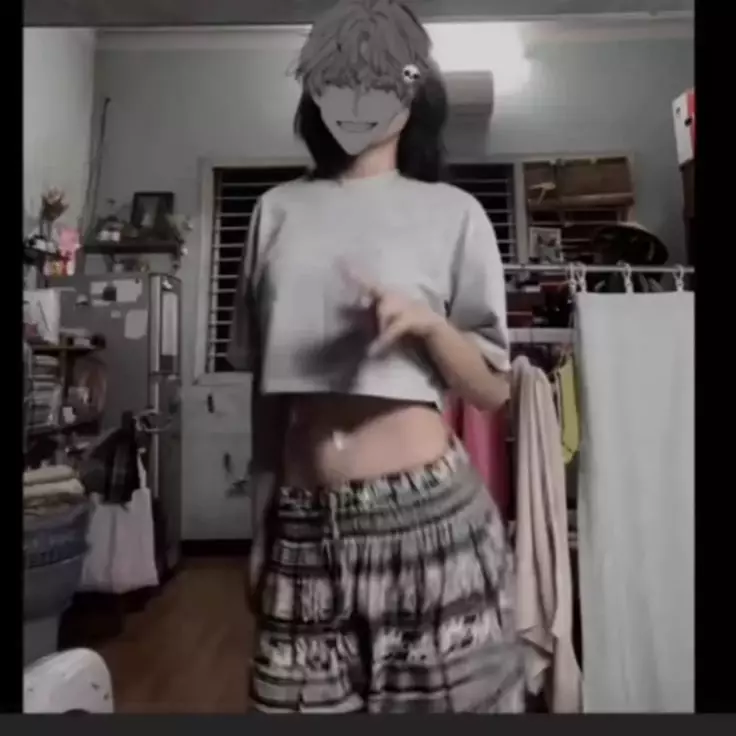 Thumbnail of Vy v2
