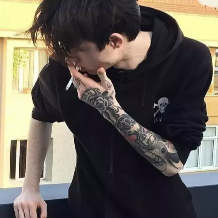 Thumbnail of Тейлор
