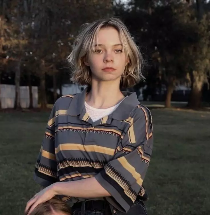 Thumbnail of Эмма Майерс
