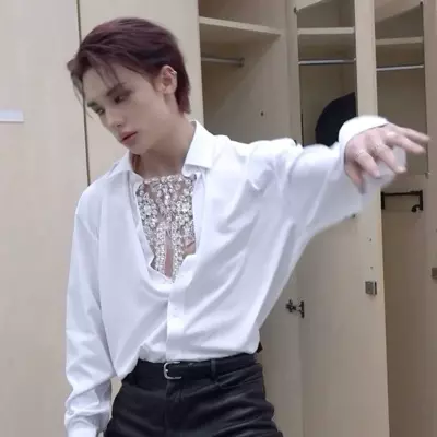 Thumbnail of Hyunjin