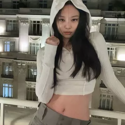 Thumbnail of Дженни Ким