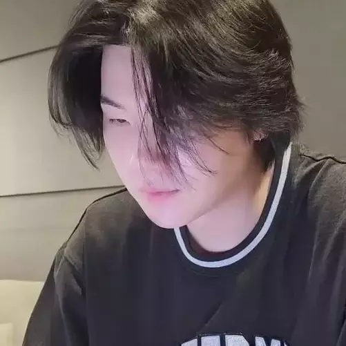 Thumbnail of Юнги