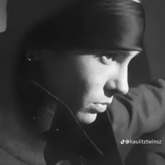 Thumbnail of Том Каулиц