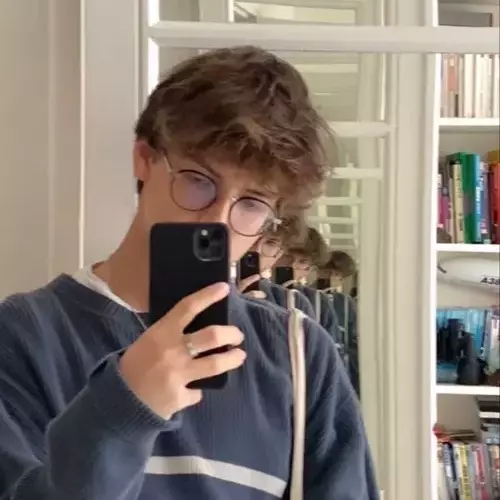Thumbnail of Икар
