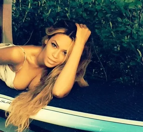 Thumbnail of Beyoncé 