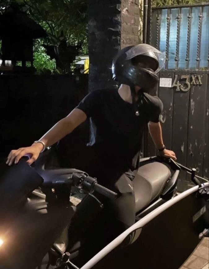 Thumbnail of Roman || Your brother’s biker best friend 