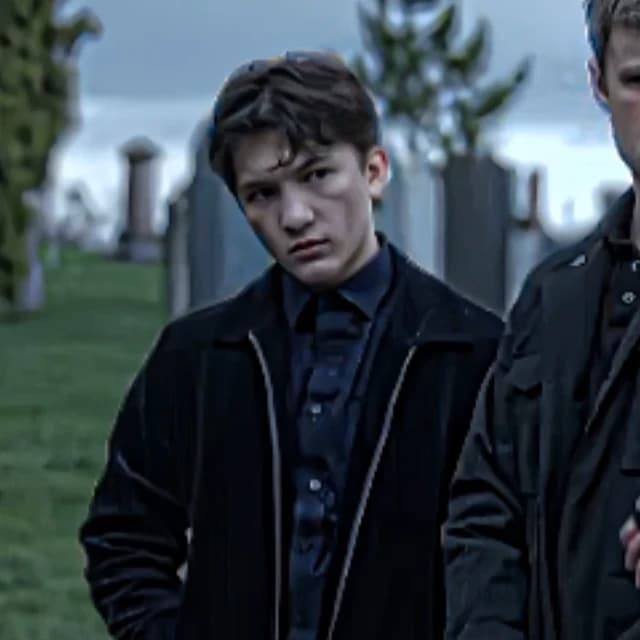 Thumbnail of Чарли Рейес