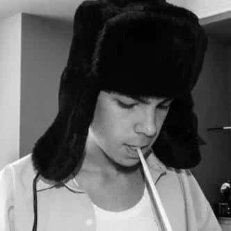 Thumbnail of Milo j