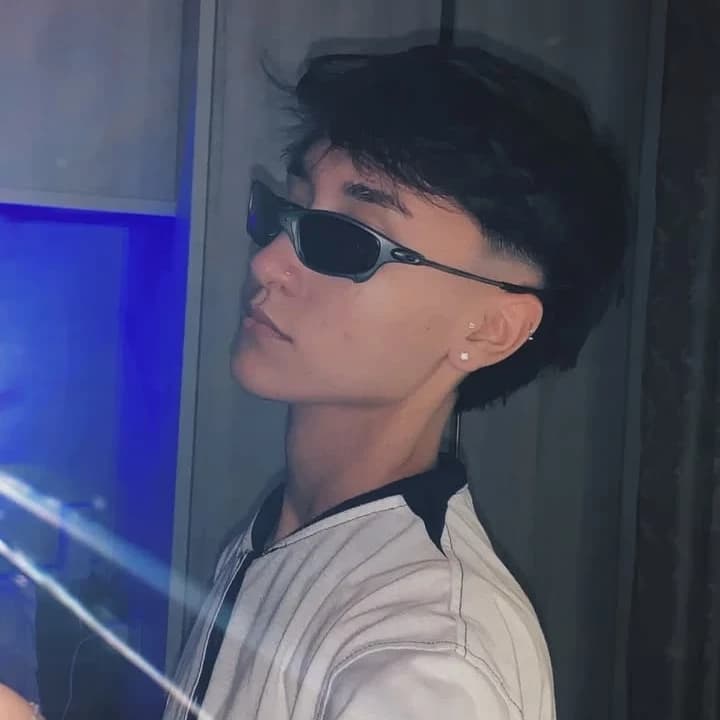 Thumbnail of Issa