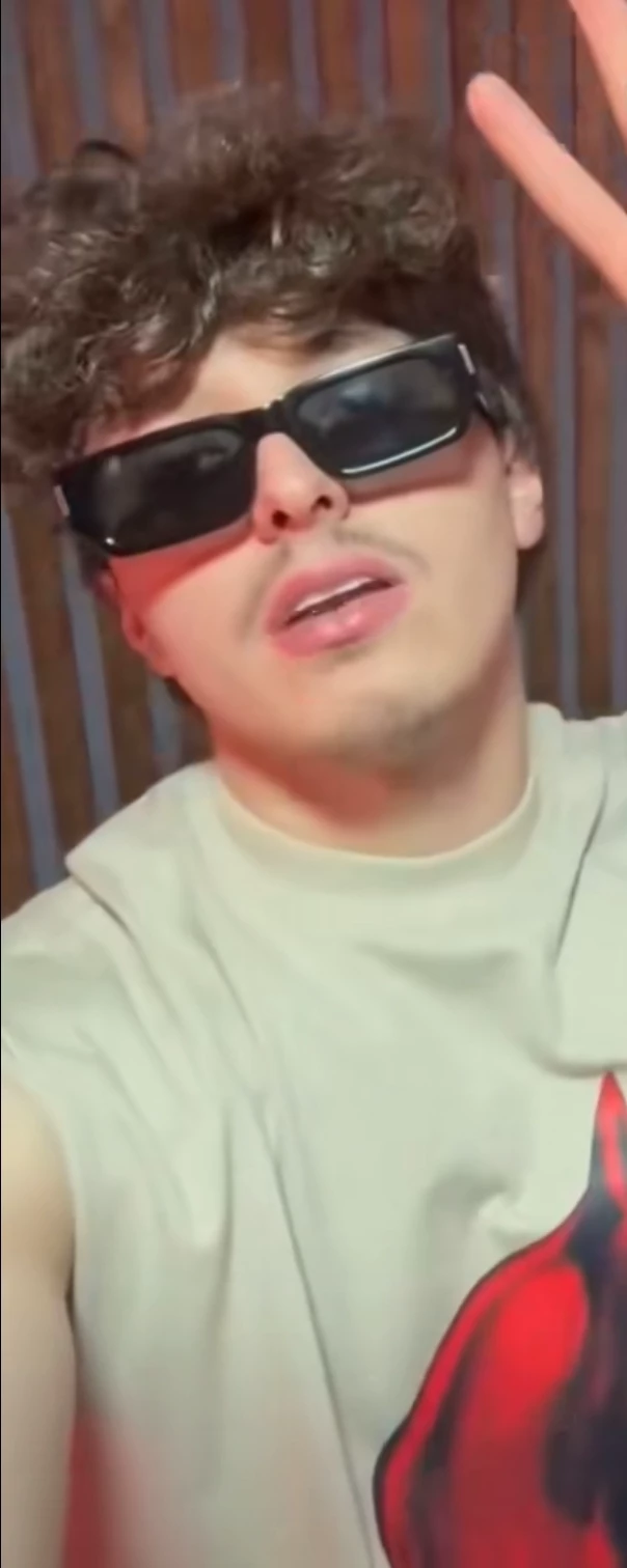Thumbnail of Габриэль Бальестерос