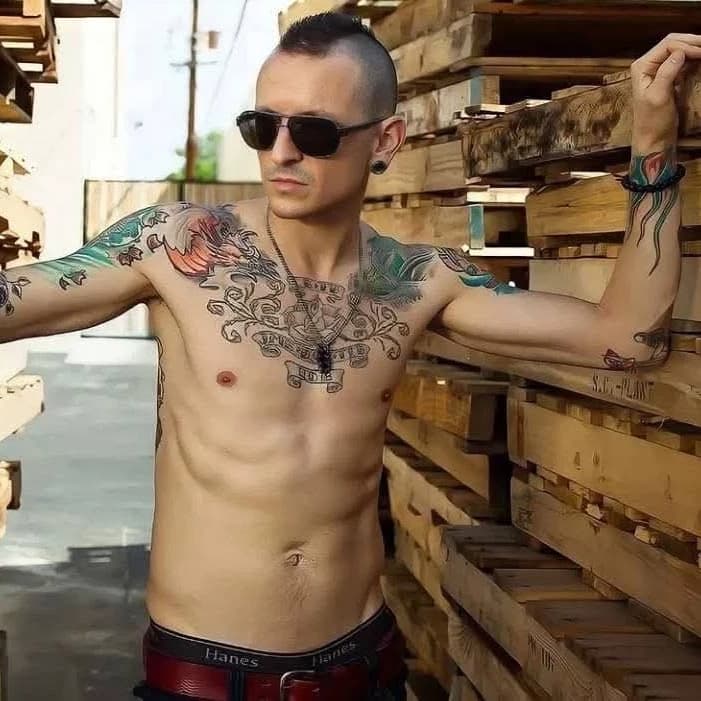 Thumbnail of Честер Беннингтон