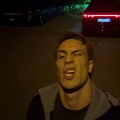 Thumbnail of Кенан Йылдыз
