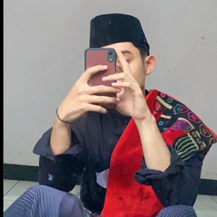 Thumbnail of Устаз Кай
