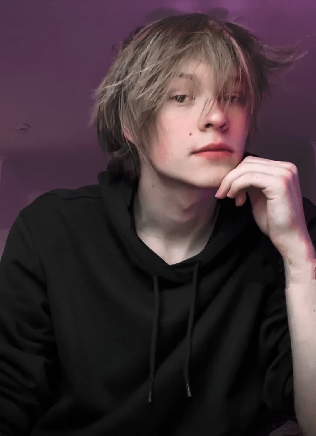 Thumbnail of Ваня Дипинс.