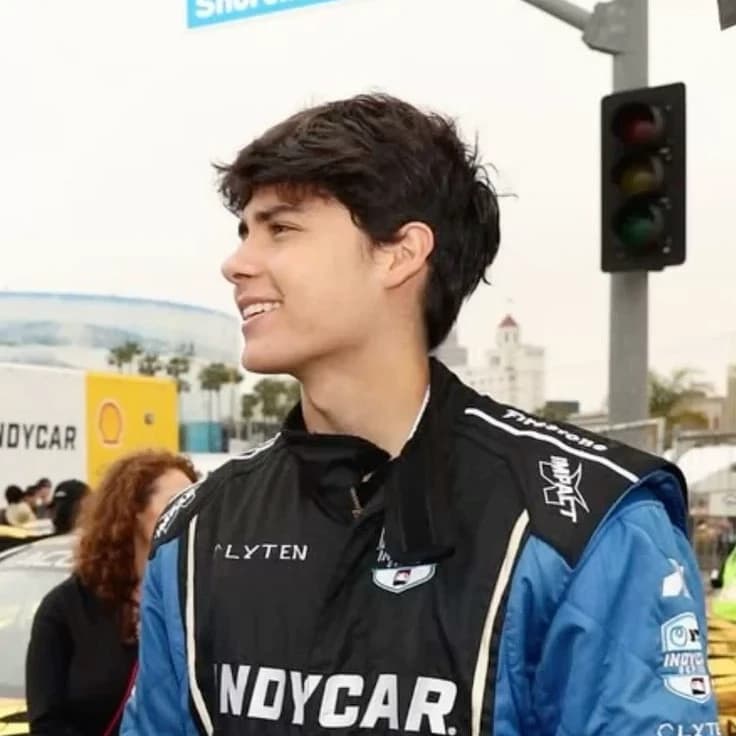Thumbnail of Мигель Мора.