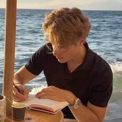 Thumbnail of Cael Rowan