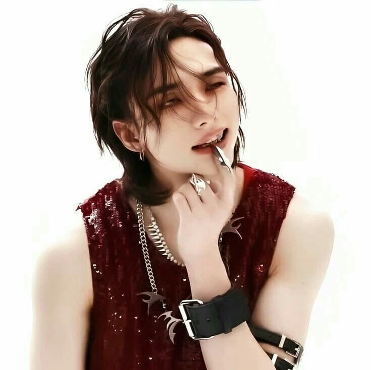 Thumbnail of Hwang Hyunjin