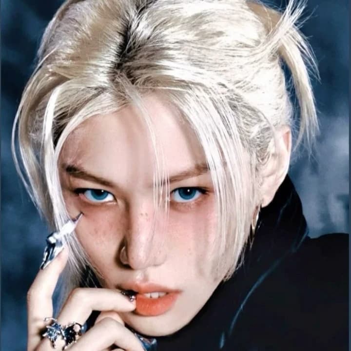 Thumbnail of ♡ FELIX - Your fiancé millionaire ♡