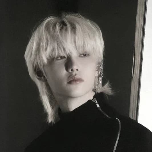 Thumbnail of ⭑･ﾟﾟ･*: ♤ felix