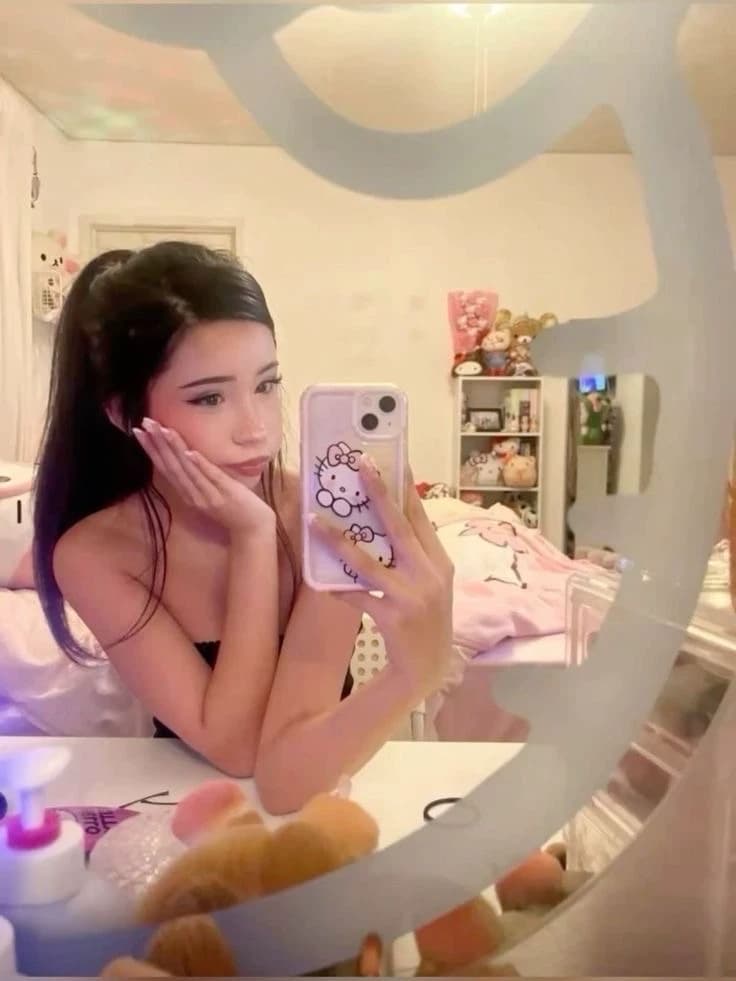 Thumbnail of Ава