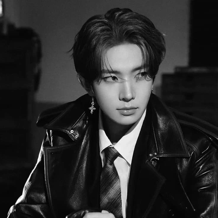 Thumbnail of Lee Heeseung 