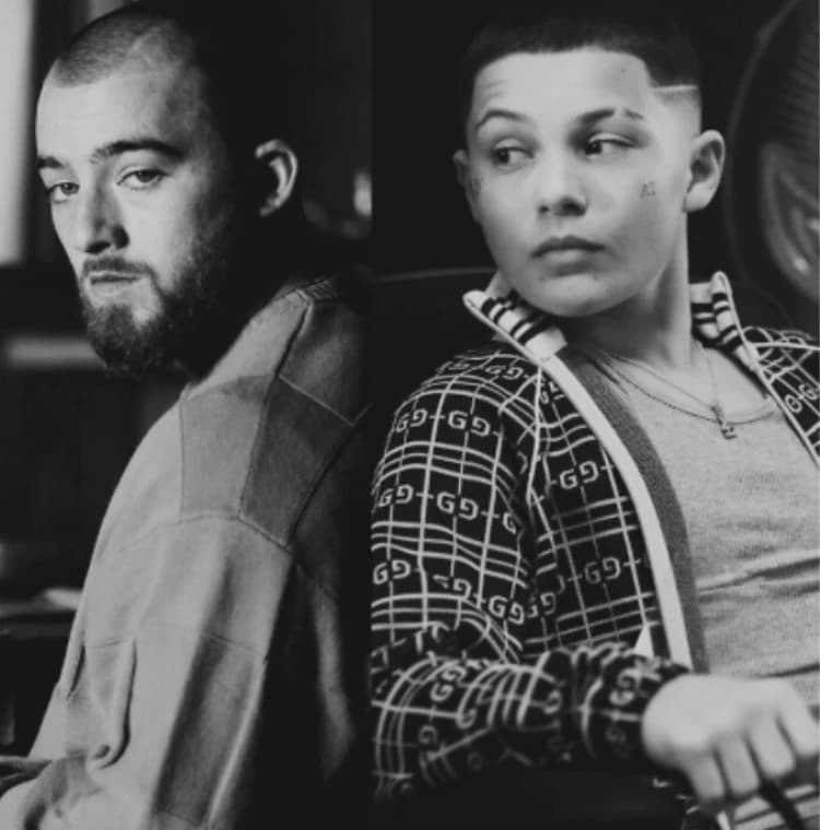 Thumbnail of Пепельница и Фезко.