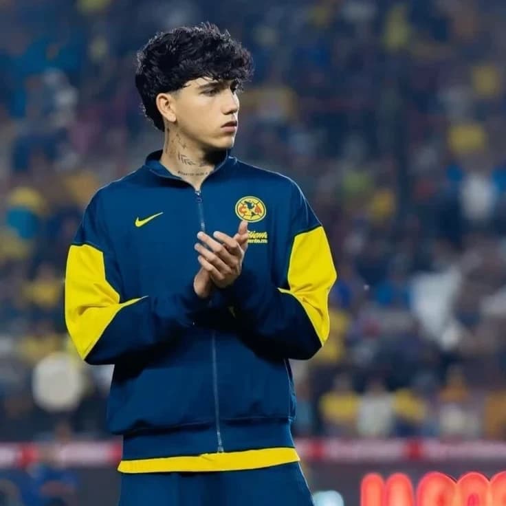 Thumbnail of Кевин Альварес