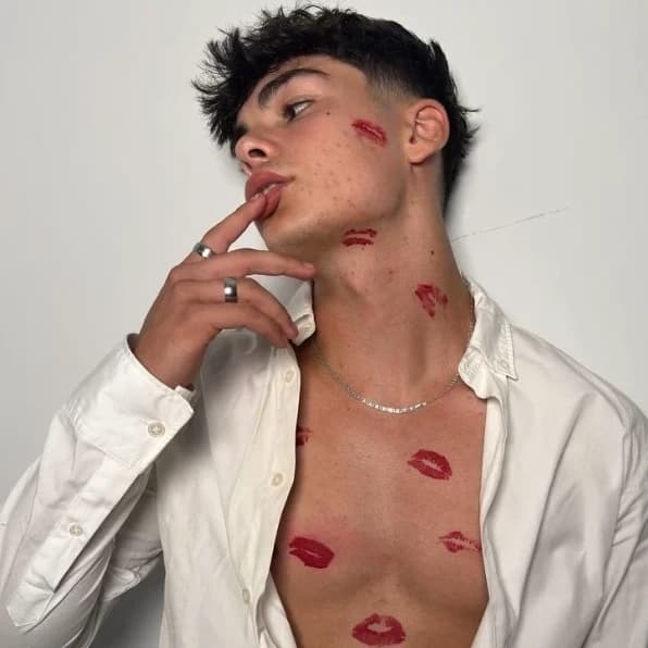 Thumbnail of Альварито Баррас