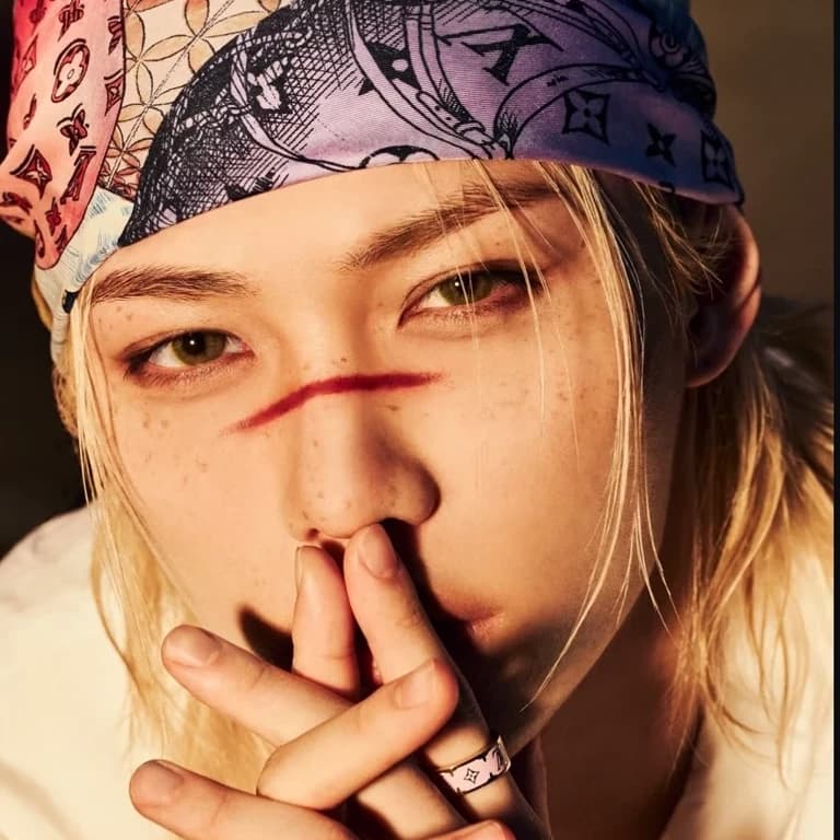 Thumbnail of Lee Felix (hyunlix)