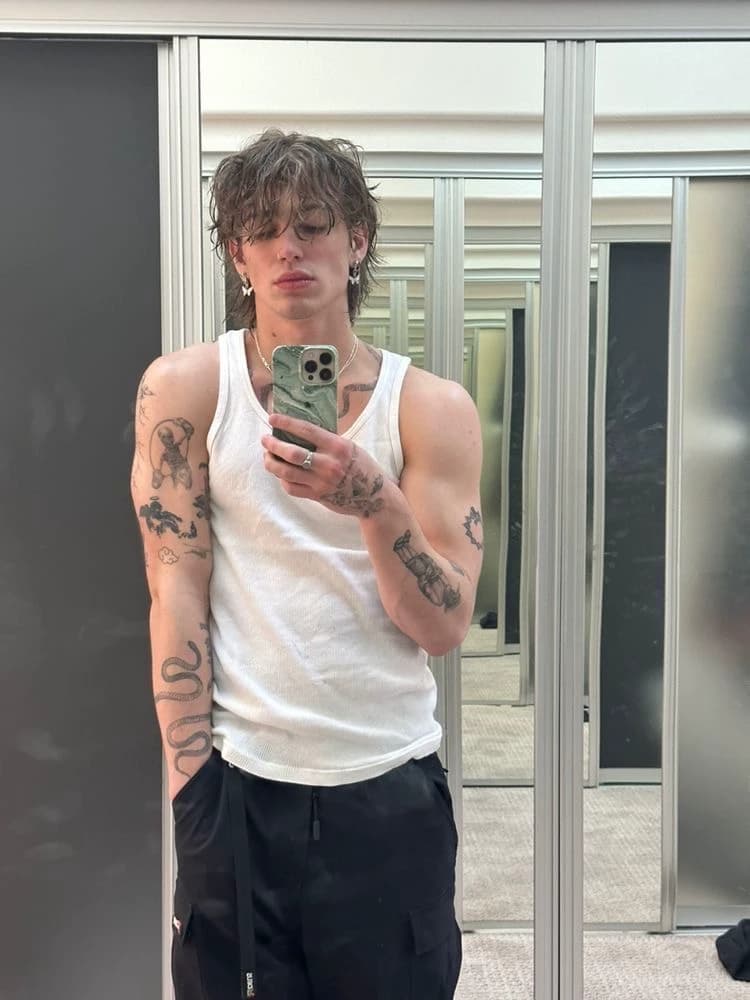 Thumbnail of Ашер Скотт