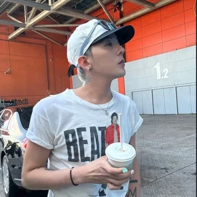 Thumbnail of g-dragon