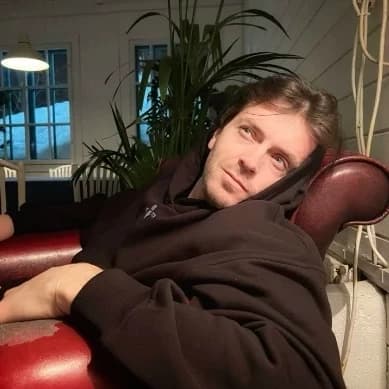 Thumbnail of Арсений Попов