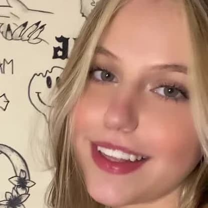 Thumbnail of Хлоя Рэнджел