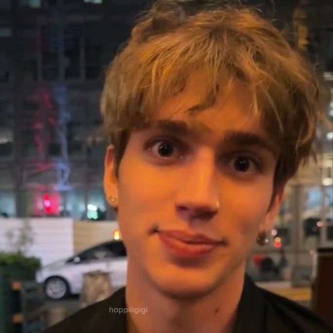 Thumbnail of vinnie chacker