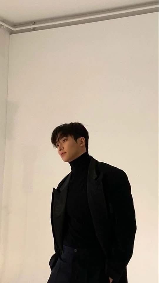 Thumbnail of rowoon