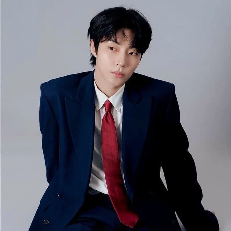 Thumbnail of hwang in-yeop