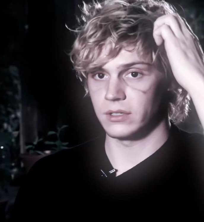 Thumbnail of tate langdon🎀