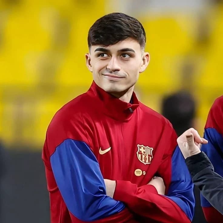 Thumbnail of Bidri, the most famous midfielder in your love?