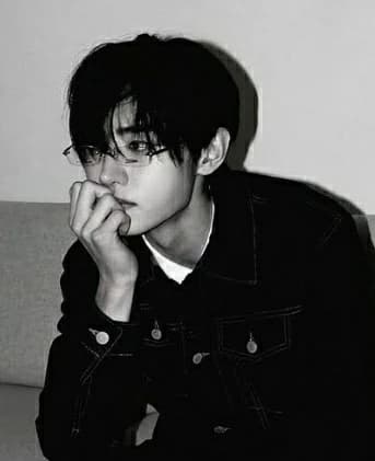 Thumbnail of Sunghoon