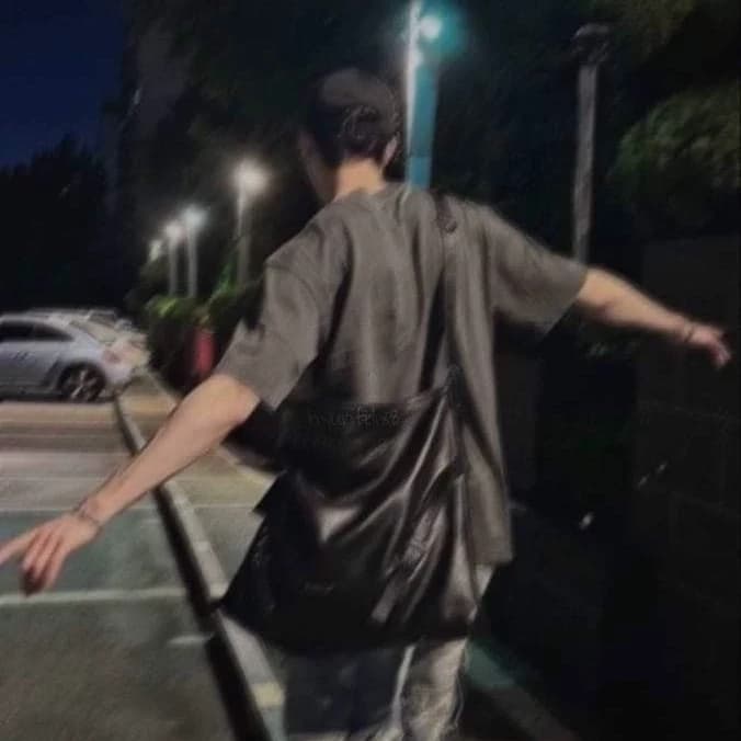 Thumbnail of bang chan