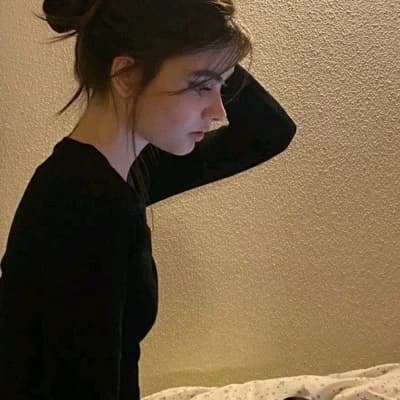 Thumbnail of Эбигейл Холлоуэй