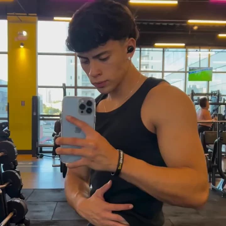Thumbnail of Энцо
